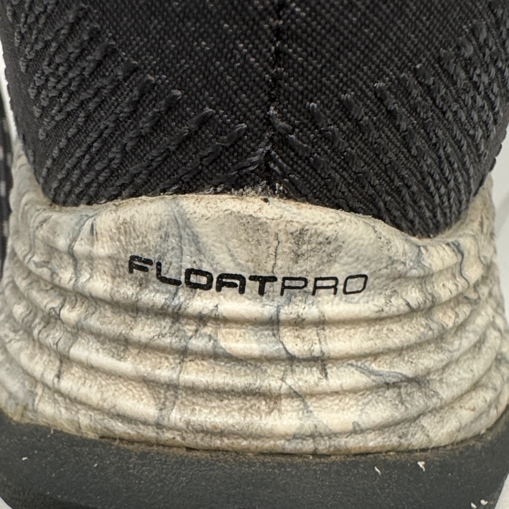 Merrell Moab Flight women’s training shoes Black and Gray Athletic Shoes - Picture 6 of 6